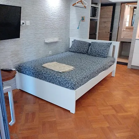 Apartment Two Big Waterfront In Same Building *